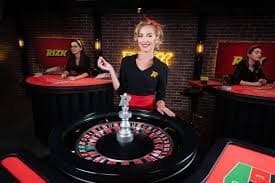 Antarmuka Lucky Number di platform cyberslot88 menampilkan grid angka dan opsi taruhan